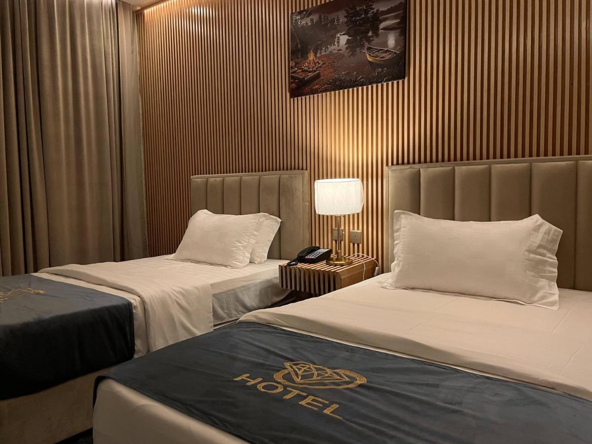Crystal Blue Hotel 라빅 외부 사진