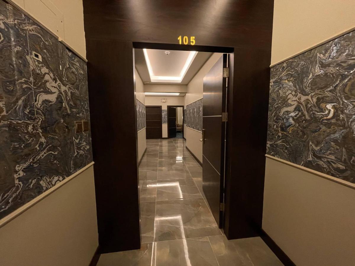Crystal Blue Hotel 라빅 외부 사진